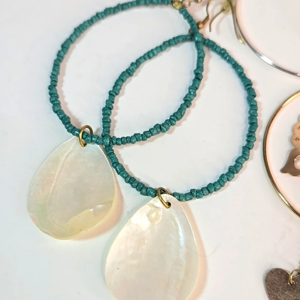 3 Sets Boho Lge Hoop Earrings Elegant Gold Silver MOP Hearts Butterfly Crystals